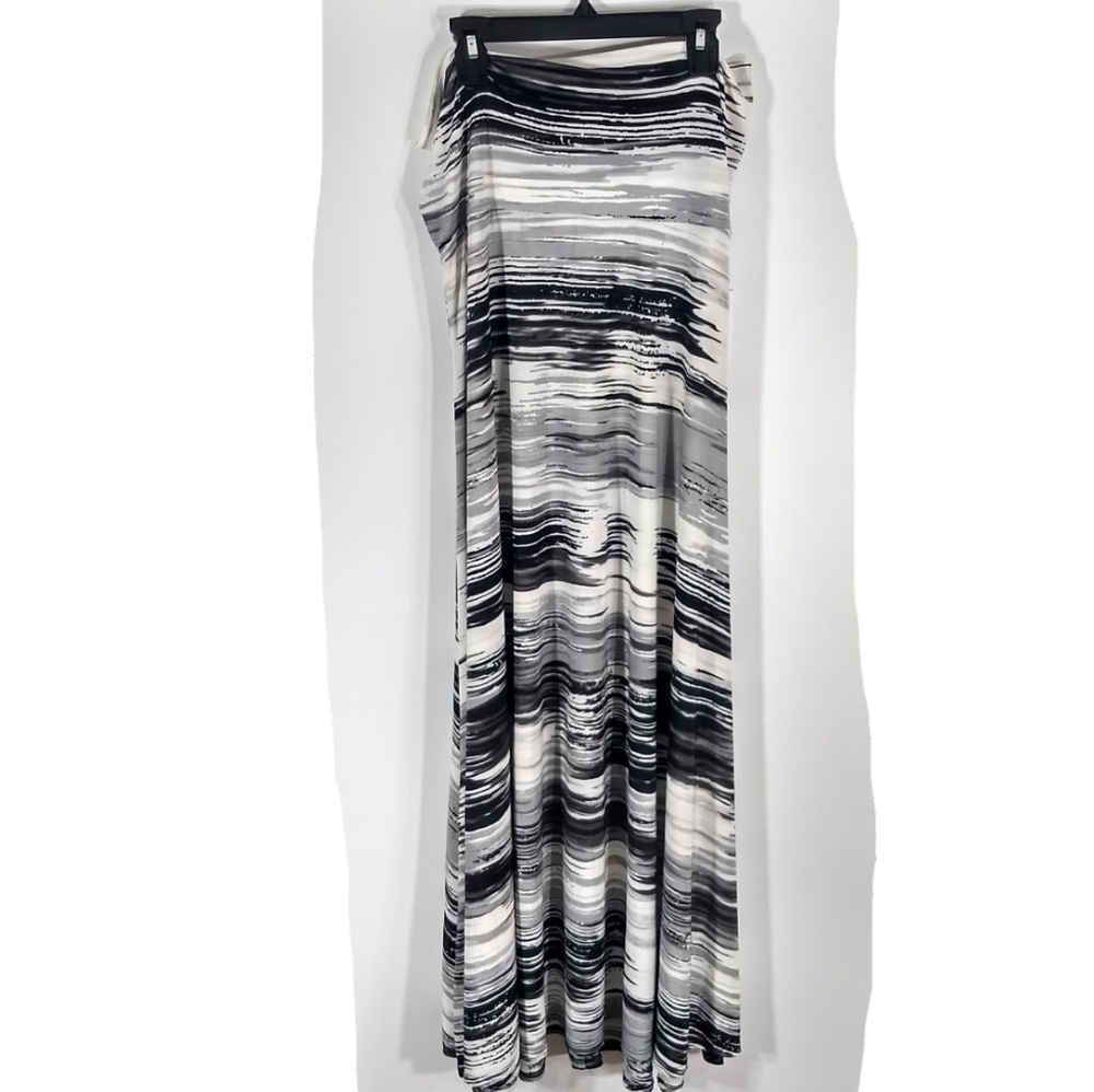 Lularoe Simply Comfortable Medium Maxi Skirt.